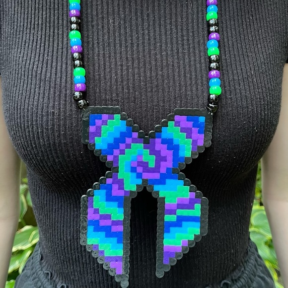 Excision Perler Necklace - Picture 2 of 2
